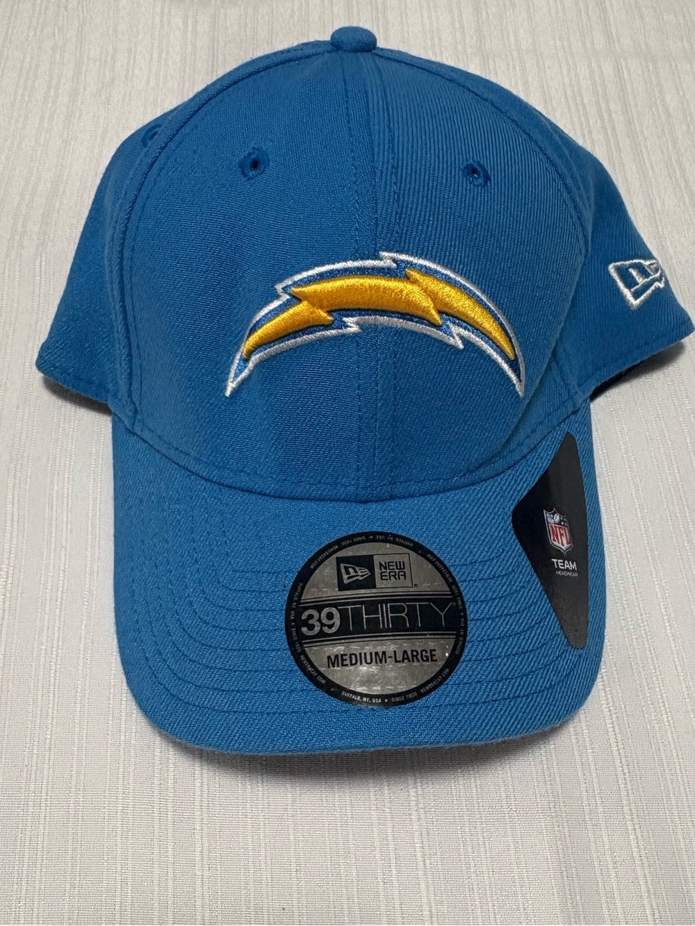 NFL Los Angeles Chargers New Era 39THIRTY Hat Medium/Large